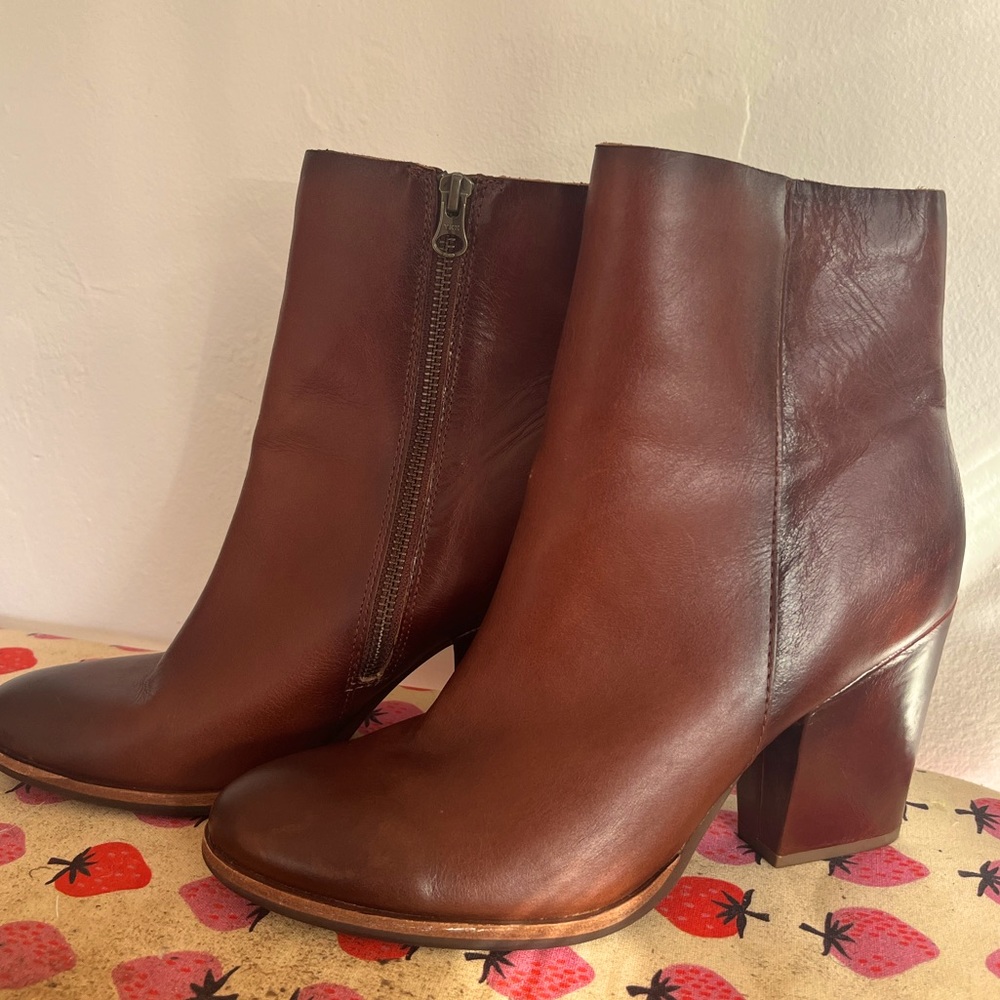 Kork Ease Leather Boots